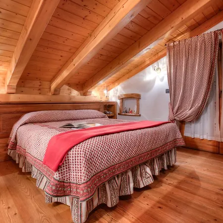 Готель Lo Campagnar Курмайор