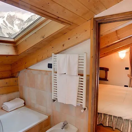 Lo Campagnar 3* Courmayeur