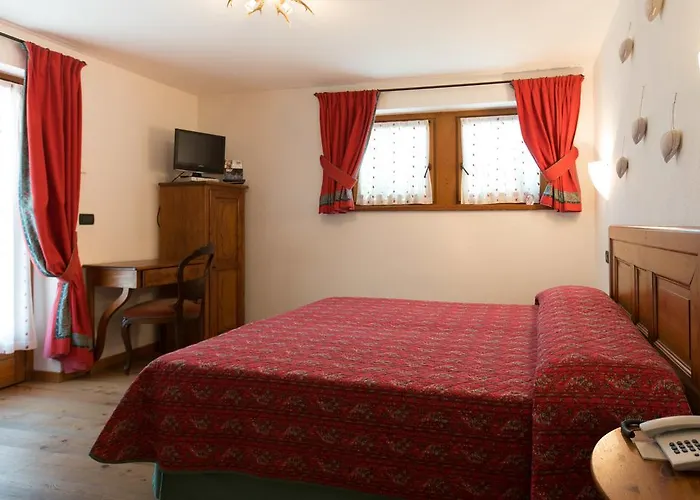 Hotell Lo Campagnar Courmayeur